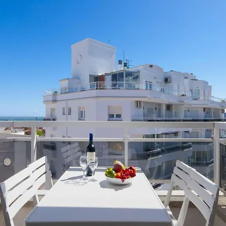 Апартаменты Pleasant Located In Эмпуриабрава